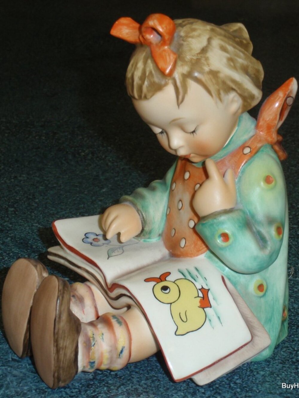 Girl Bookworm Goebel Hummel Figurine #3/I TMK6 - LARGE VERSION - CUTE GIFT!